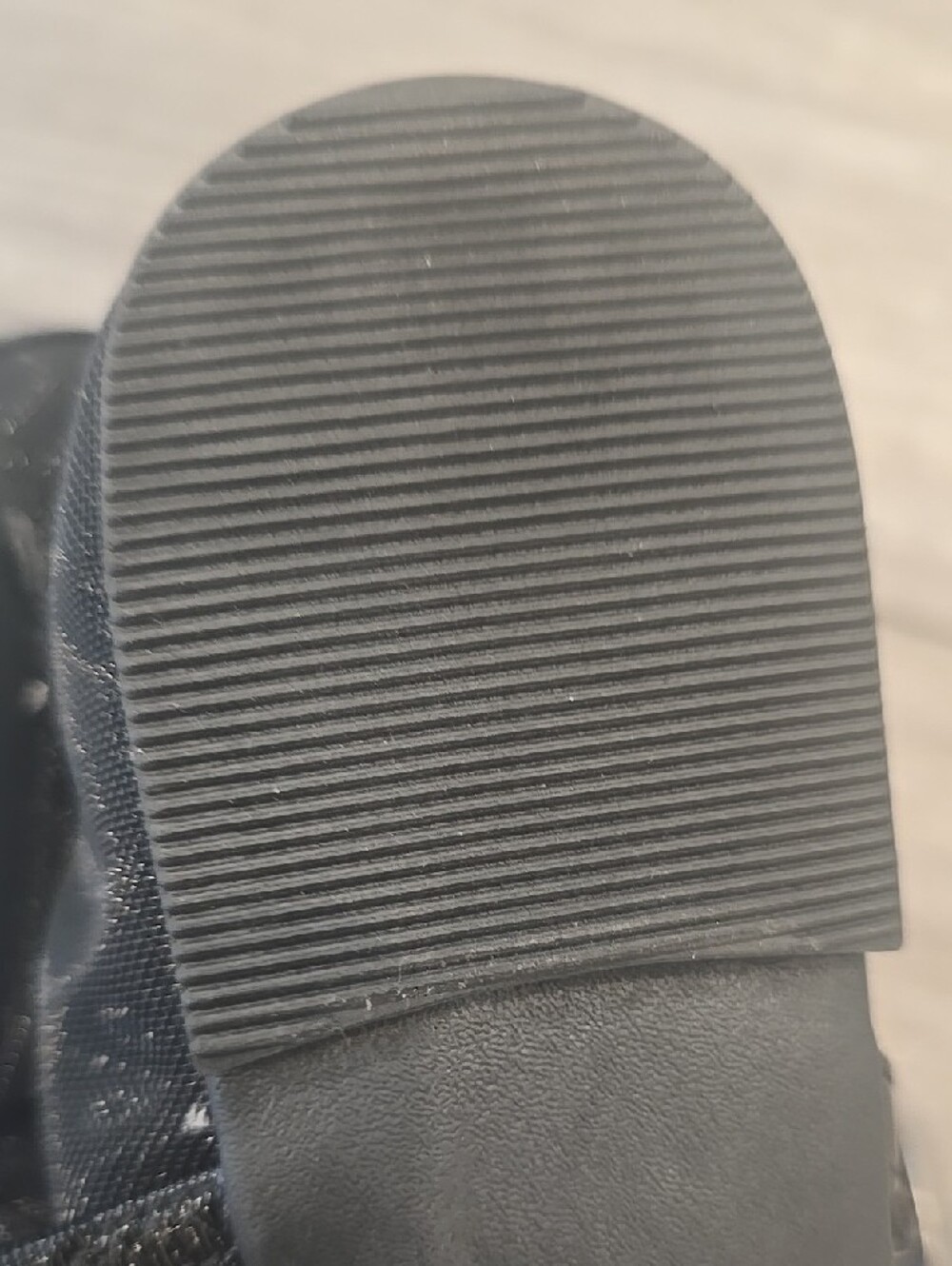 NWOT Steve Madden Black Patent Strap Mary Jane Flats - Picture 6 of 9